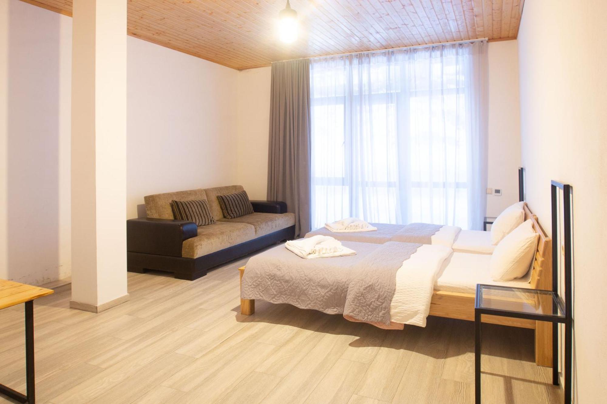 Hotel Level Местия Екстериор снимка