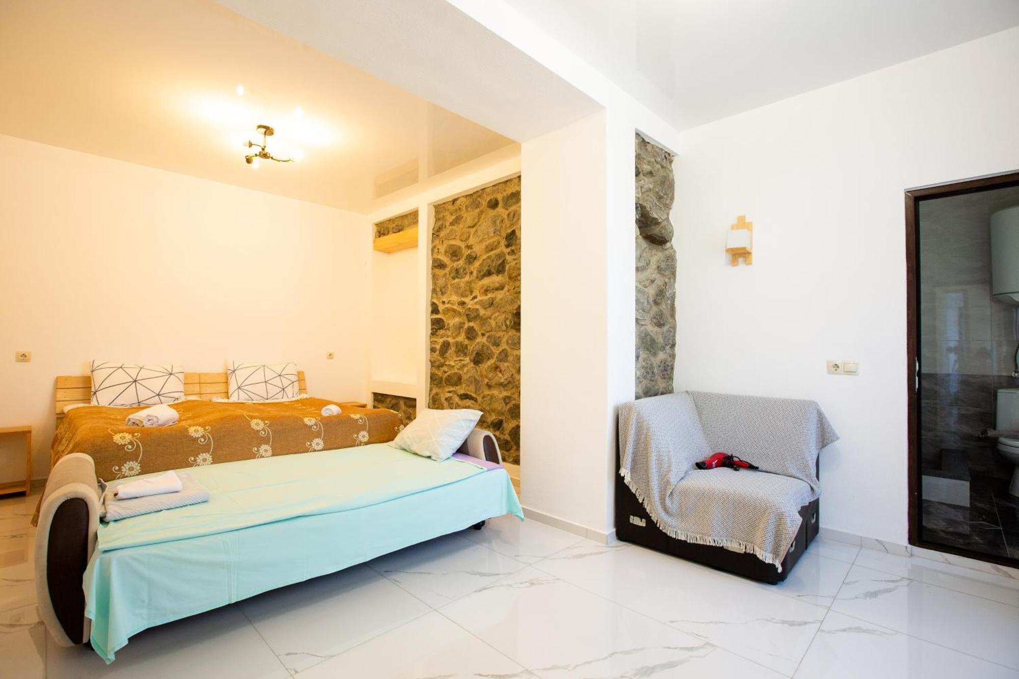 Hotel Level Местия Екстериор снимка