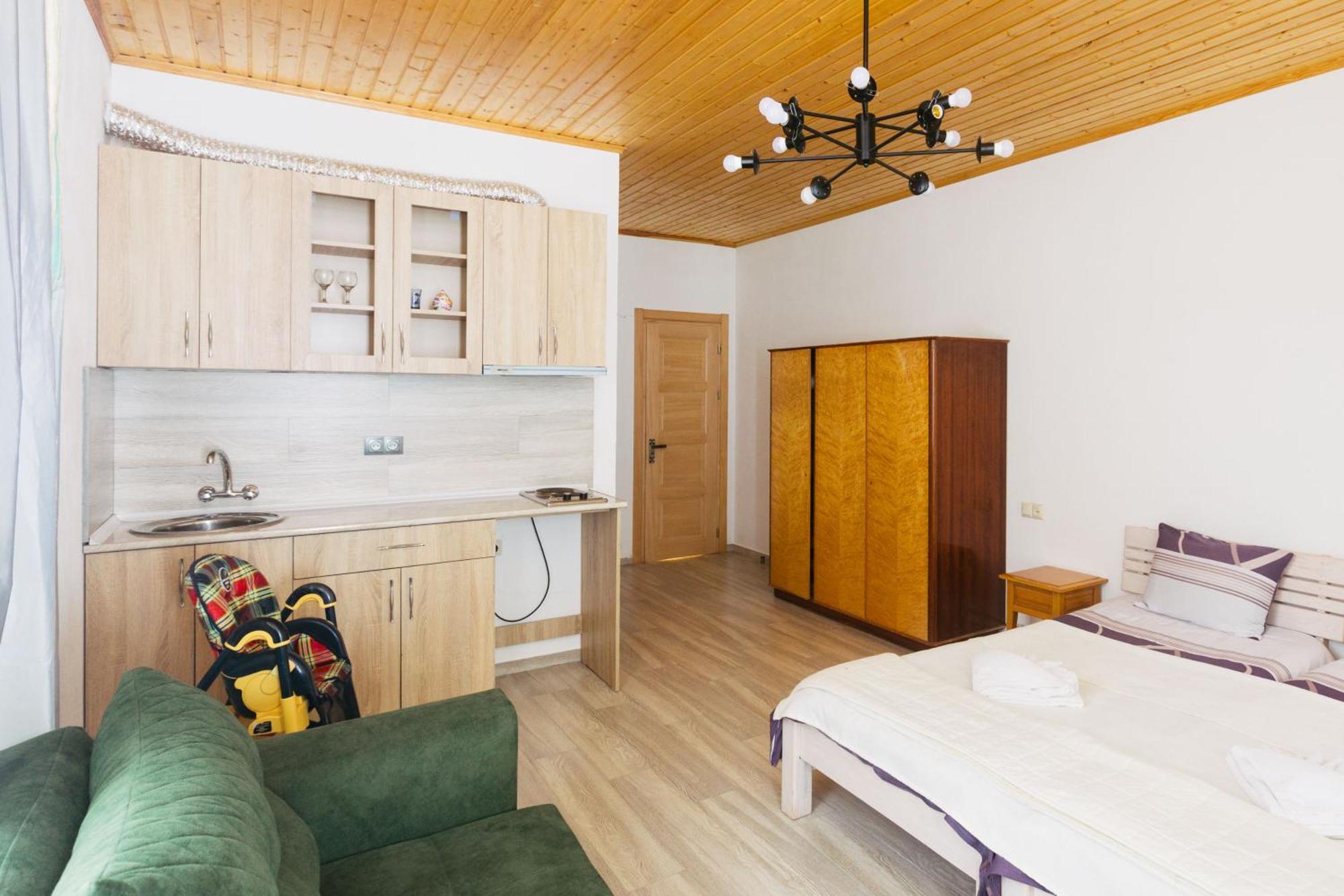 Hotel Level Местия Екстериор снимка